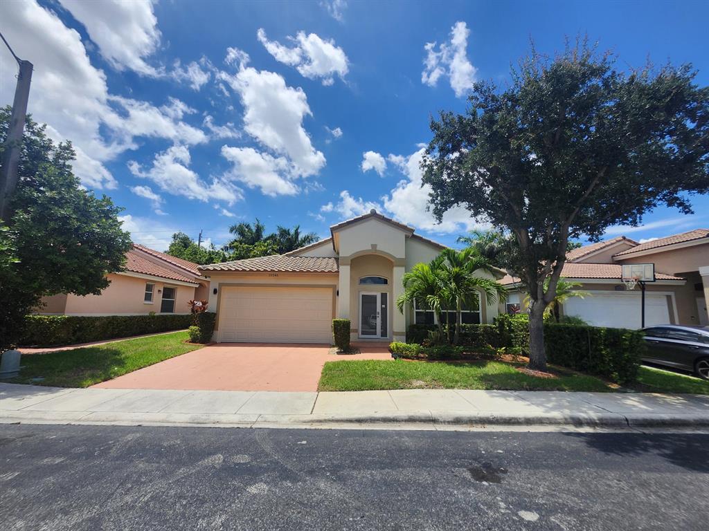 Investment property for sale in Pembroke Pines, VA