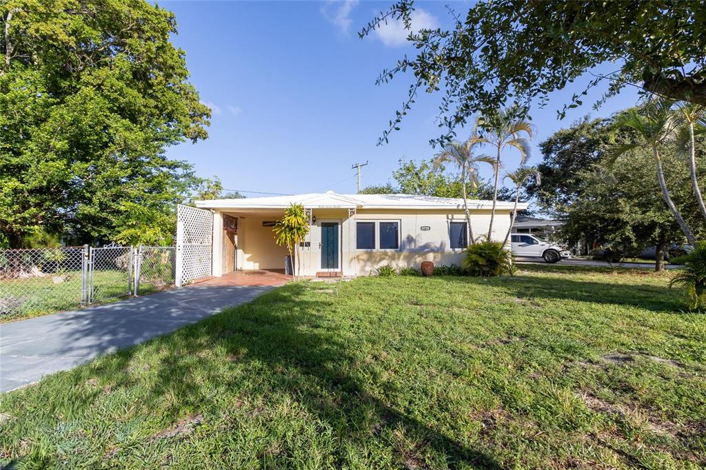 Investment property for sale in Fort Lauderdale, VA