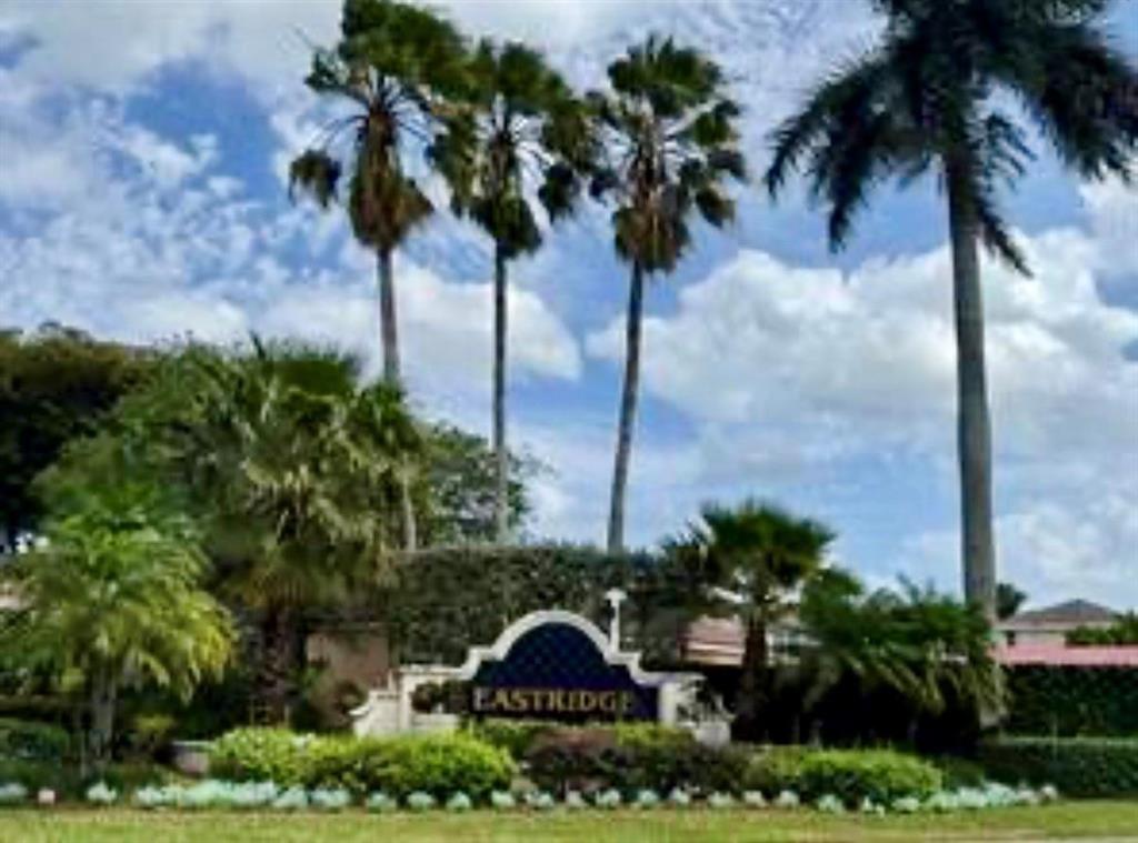 Investment property for sale in Deerfield Beach, VA