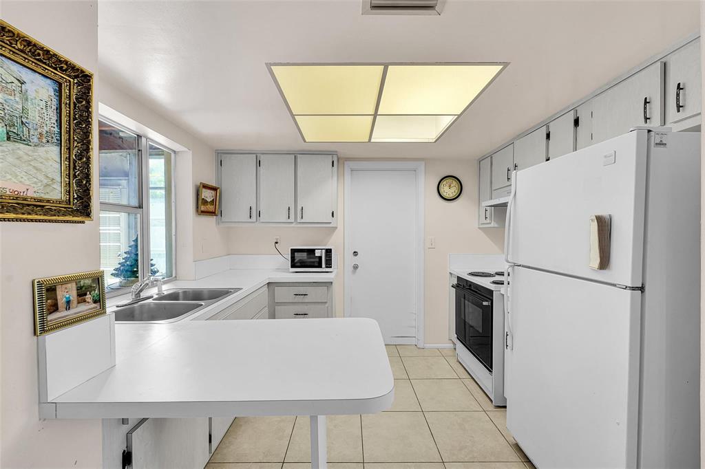 Investment property for sale in Tamarac, VA