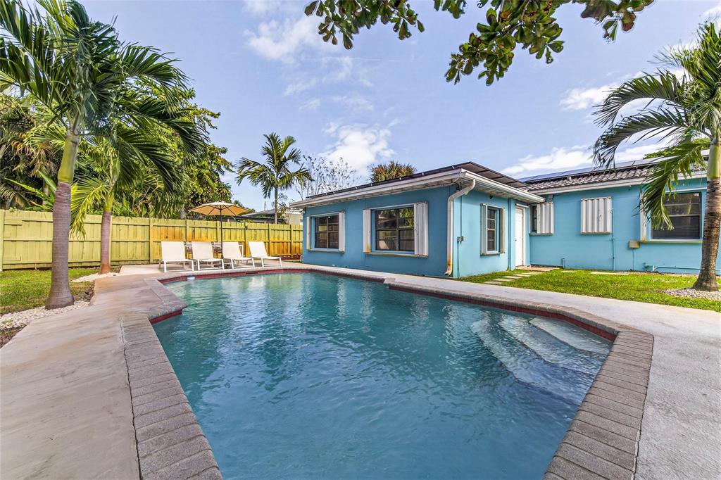 Investment property for sale in Fort Lauderdale, VA