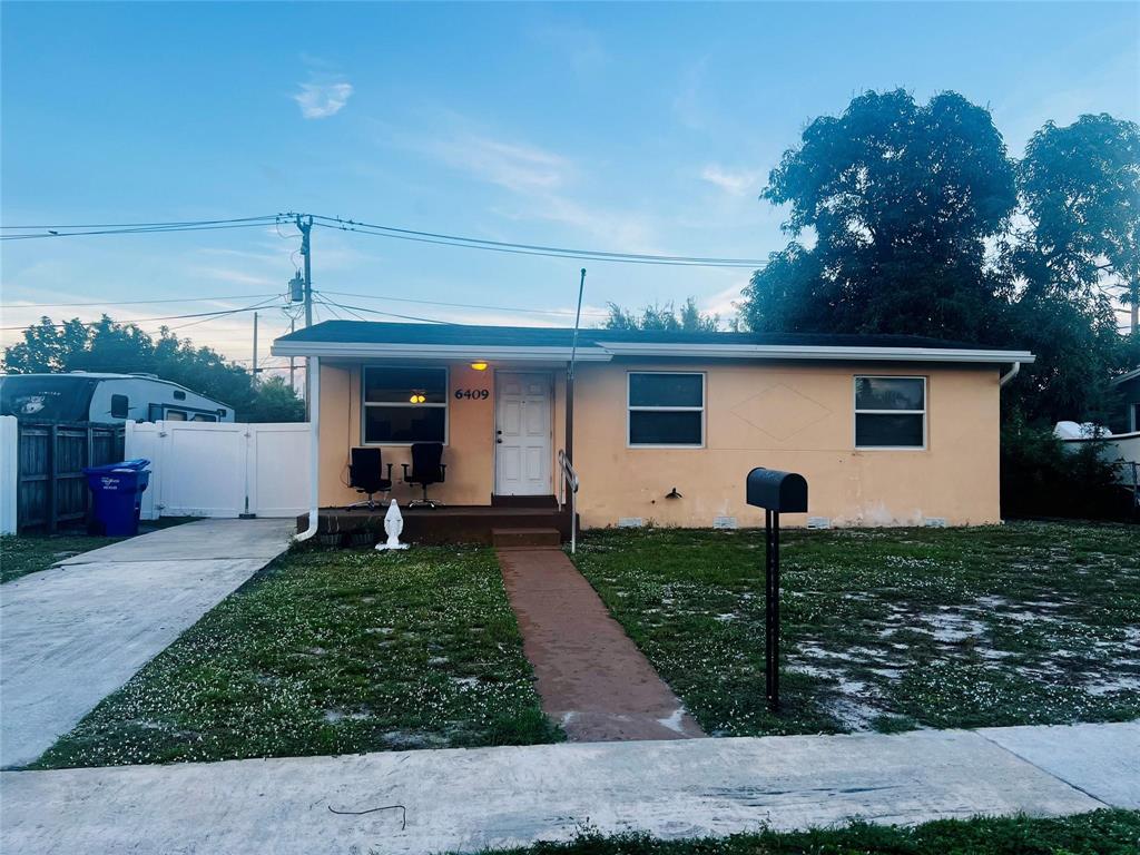 Investment property for sale in Hollywood, VA