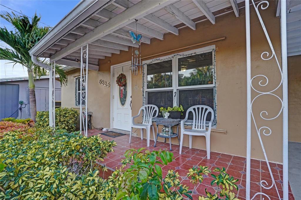 Investment property for sale in Oakland Park, VA
