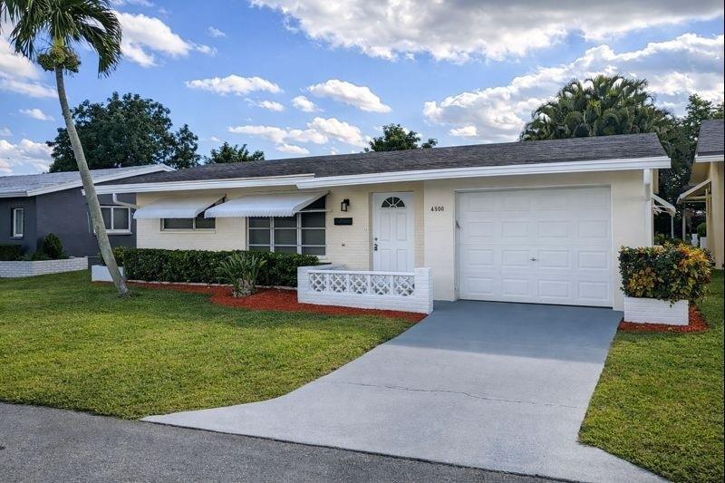 Investment property for sale in Tamarac, VA