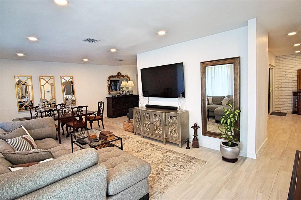 Investment property for sale in Fort Lauderdale, VA