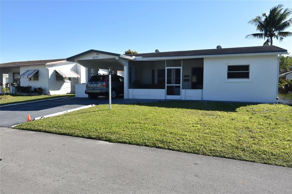 Investment property for sale in Lauderdale Lakes, VA