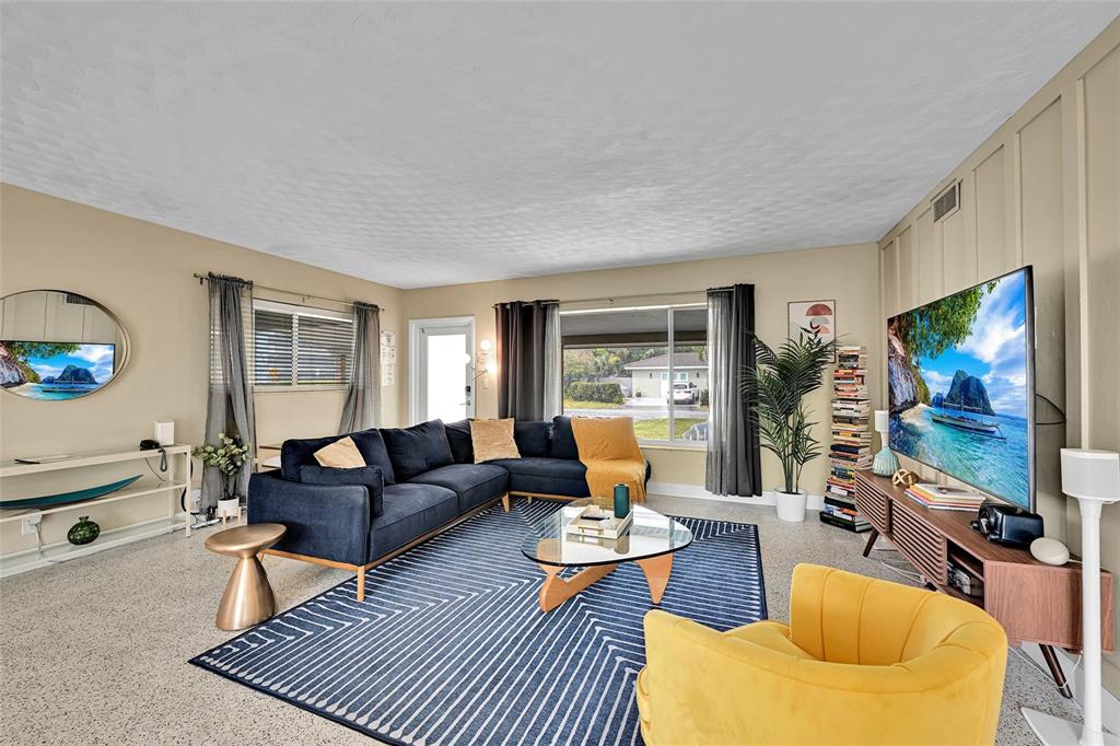 Investment property for sale in Fort Lauderdale, VA