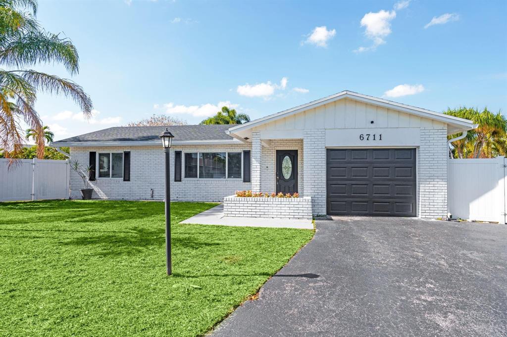 Investment property for sale in Fort Lauderdale, VA