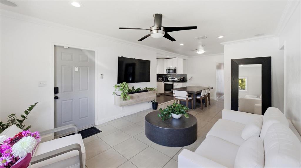 Investment property for sale in Fort Lauderdale, VA