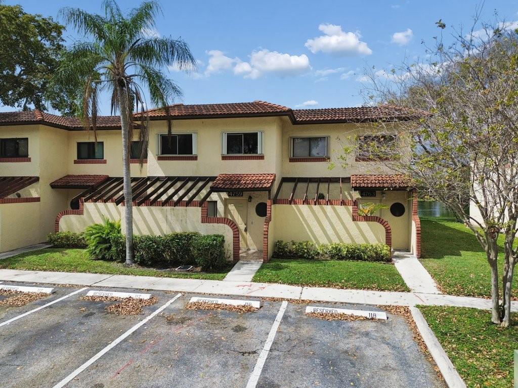 Investment property for sale in Sunrise, VA
