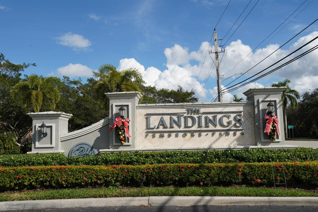 Investment property for sale in Pembroke Pines, VA