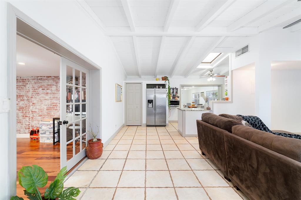 Investment property for sale in Fort Lauderdale, VA