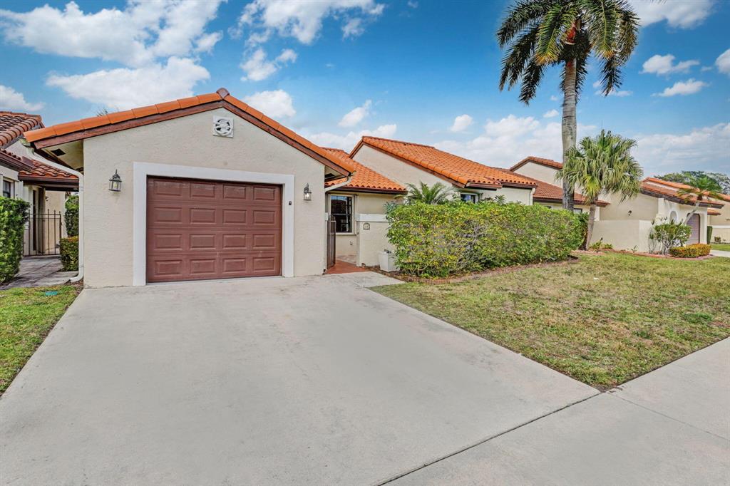 Investment property for sale in Deerfield Beach, VA